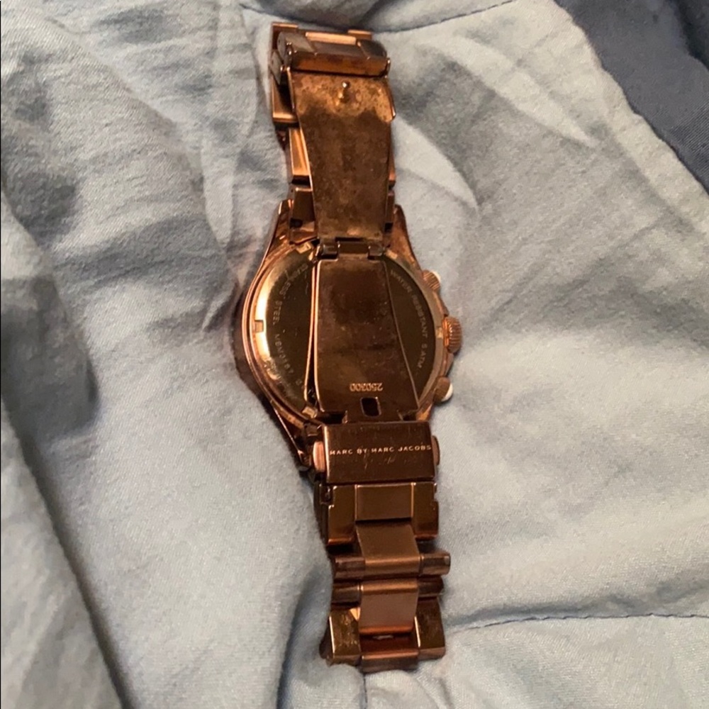 Marc Jacobs Watch (Rose Gold) - Picture 3 of 4